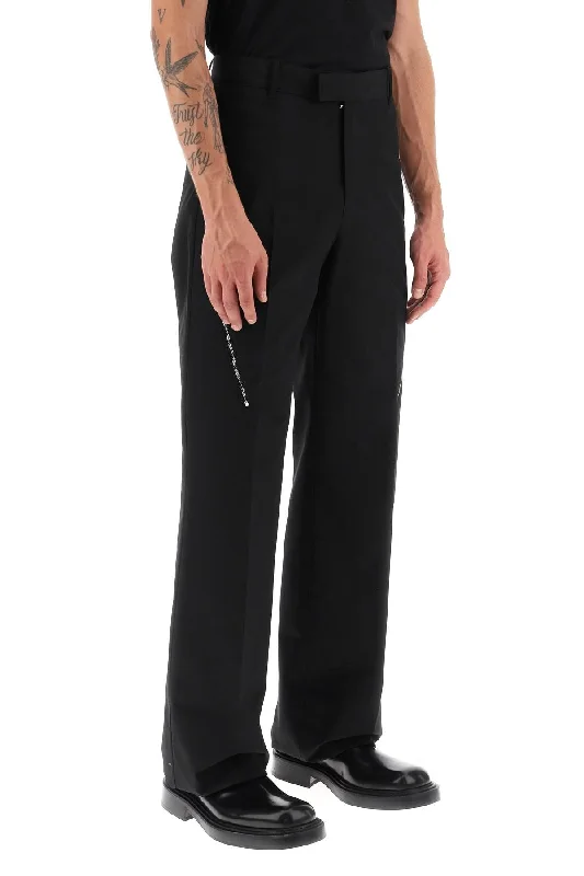 Stretchy skinny pants for figure-hugging appeal -pants with contrasting inserts