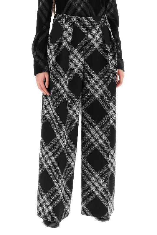 Reinforced knee pants for tough outdoor tasks -double pleated checkered palazzo pants