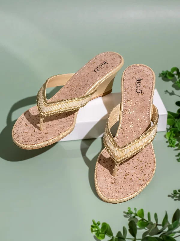 Casual sandals for men with rubber footbed and adjustable buckle for easy wear-Womens Golden Ethnic Open toe Wedges Sandals