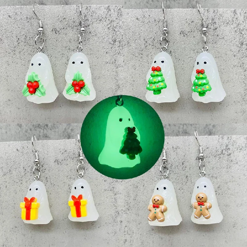 Necklaces and pendants with engraved messages for a deeply personal, sentimental gift-Wholesale Christmas 3D Stereoscopic Luminous Ghost Christmas Tree Santa Claus Pendant