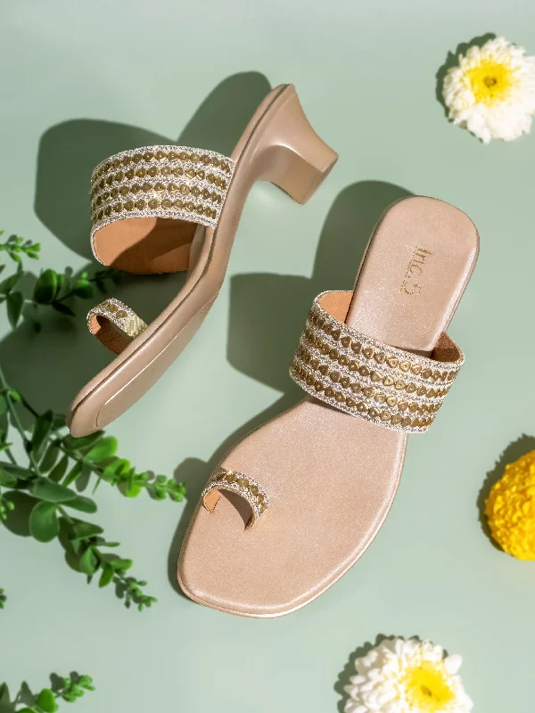 Casual sandals for women with flat soles and adjustable straps for easy wear-Womens Golden Ethnic Open toe Block Heel Sandals