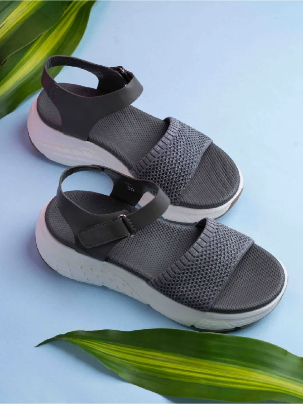 Comfortable sandals for men with elastic straps and cushioned footbed for support-Womens Grey Casual Solid Round Toe Flat Sandals