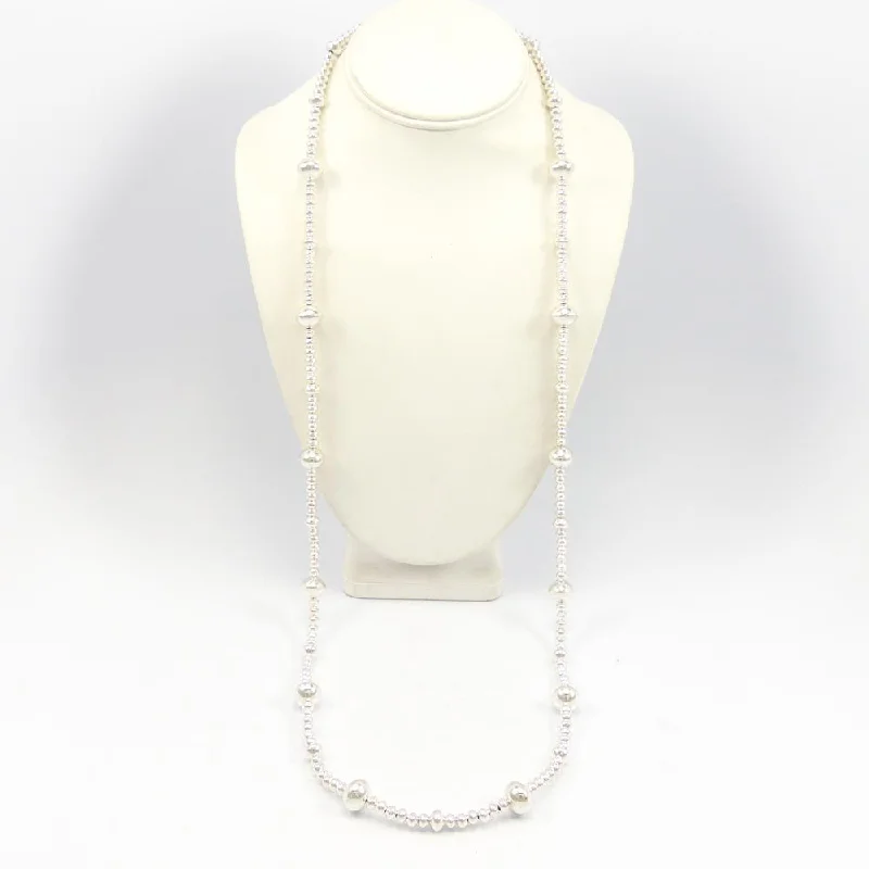 Necklaces and pendants with abstract shapes for a modern, creative appearance-Navajo Pearl Necklace