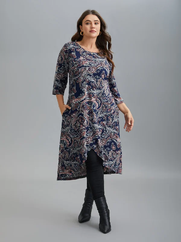 Plus size dresses with timeless charm stay chic -Wrap Hem Bandana Floral Dress