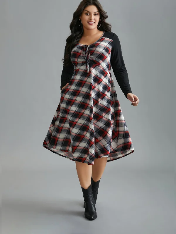 Plus size dresses with wide belts define waists -Plaid Patchwork Ties Curved Hem Dress