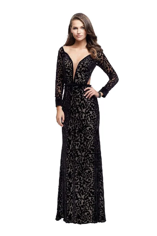 Plus size dresses for casual Fridays stay relaxed -La Femme - 25497 Deep V-neck Velvet Sheath Gown