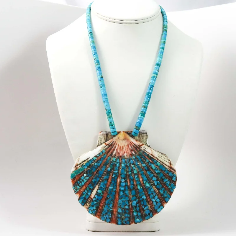 Stylish necklaces and pendants with diamonds for a glamorous and elegant look-1960s Turquoise and Shell Necklace