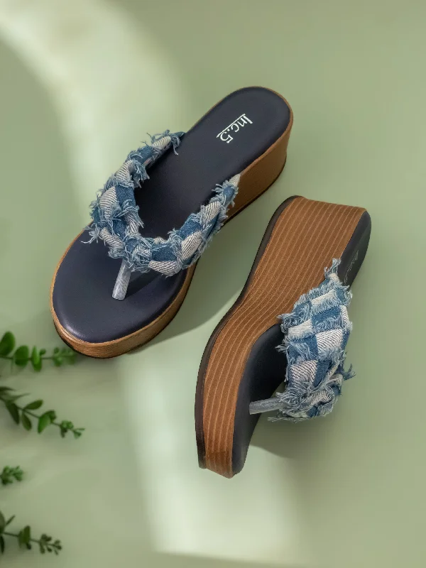 Comfortable sandals for men with breathable design and slip-on convenience for easy wear-Womens Blue Casual Printed Thong Wedges Sandals