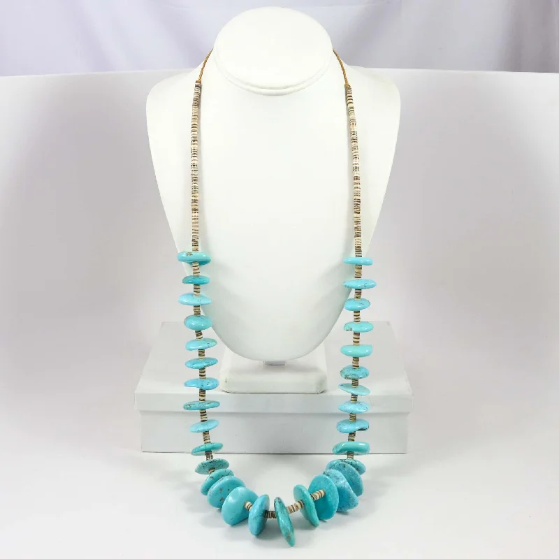 Best necklaces and pendants with cubic zirconia for a budget-friendly dazzling effect-Kingman Turquoise Necklace