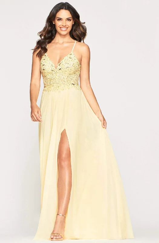 Flattering plus size dresses for curvy figures look stunning -Faviana - 10005 Lacy V-neck Chiffon Evening Gown