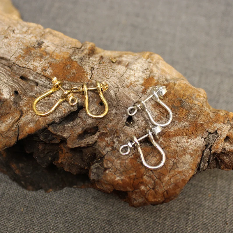 Best hoop earrings with stacked layers for a dimensional and bold look-Sailor's Shackle Earring