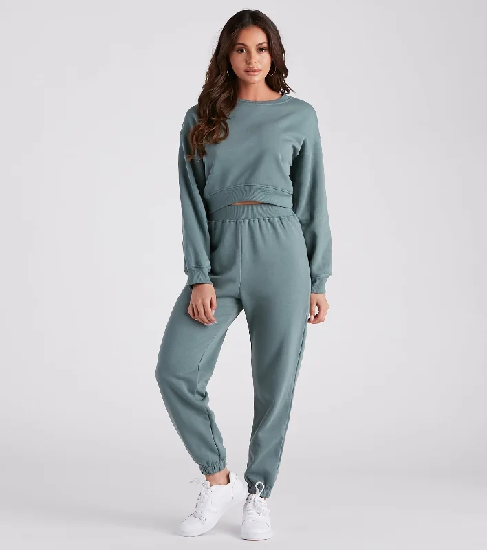 Classic straight-leg pants for versatile daily wear -Comfy Vibes Crop Top And Sweatpants Set